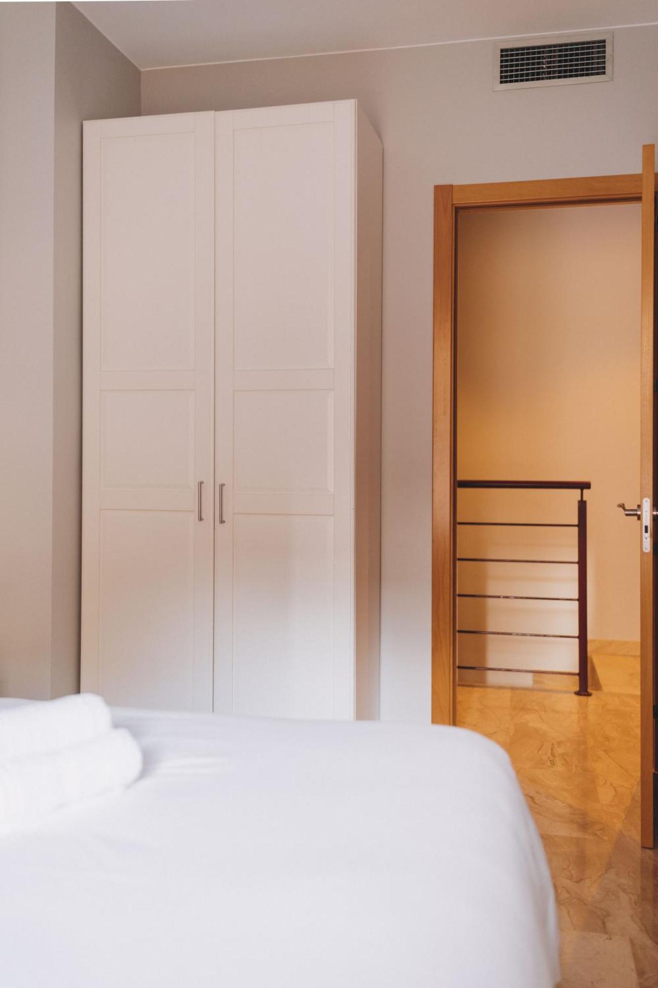 The Orbit Apartments برشلونة المظهر الخارجي الصورة